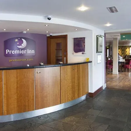 Premier Inn Leeds City Centre Hotel 3*